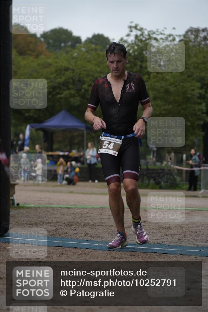 13.09.2026 - Stadtparktriathlon Patografie http://msf.ph/oto/10252791 13.09.2026 09:43:38 Ziel 39, 42, 54, 65, 68 meine-sportfotos.de