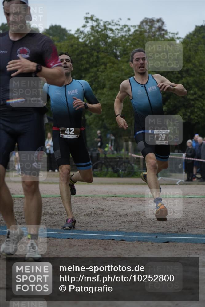 13.09.2026 - Stadtparktriathlon Patografie http://msf.ph/oto/10252800 13.09.2026 09:43:45 Ziel 39, 42, 54, 65 meine-sportfotos.de