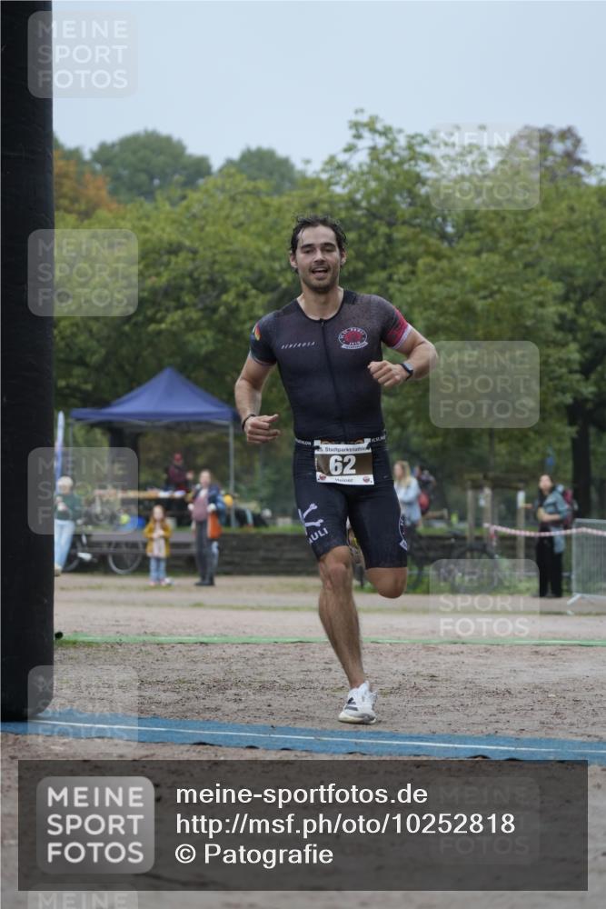 13.09.2026 - Stadtparktriathlon Patografie http://msf.ph/oto/10252818 13.09.2026 09:46:43 Ziel 62 meine-sportfotos.de