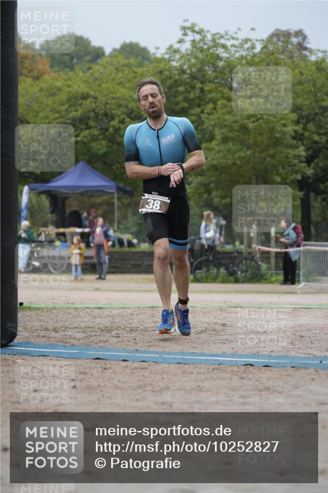 13.09.2026 - Stadtparktriathlon Patografie http://msf.ph/oto/10252827 13.09.2026 09:47:42 Ziel 38 meine-sportfotos.de