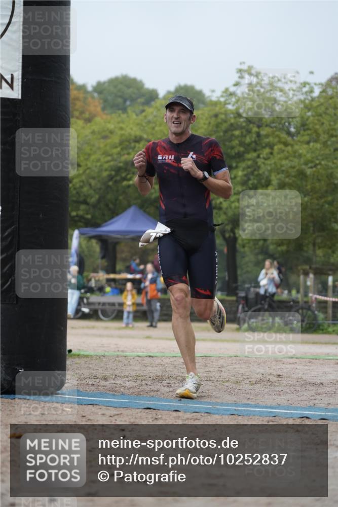 13.09.2026 - Stadtparktriathlon Patografie http://msf.ph/oto/10252837 13.09.2026 09:48:01 Ziel 72 meine-sportfotos.de