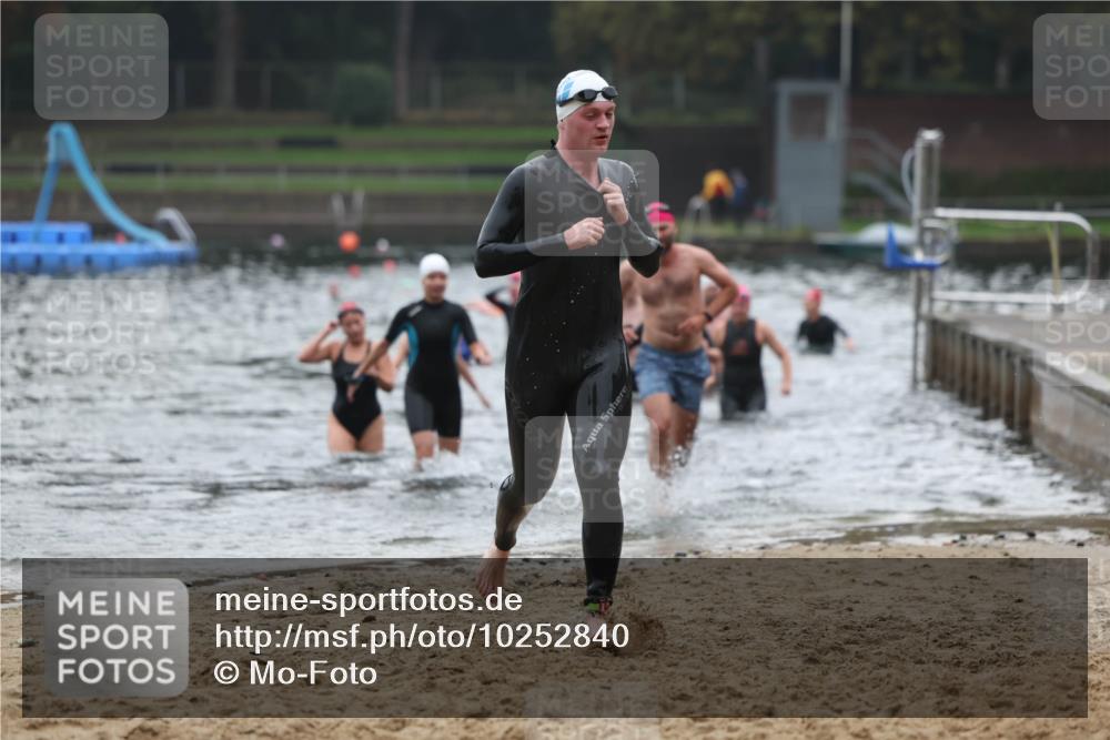 13.09.2026 - Stadtparktriathlon Mo-Foto http://msf.ph/oto/10252840 13.09.2026 09:49:35 Schwimmen 210, 216, 232, 257, 268, 281, 298, 317, 320, 334, 335 meine-sportfotos.de