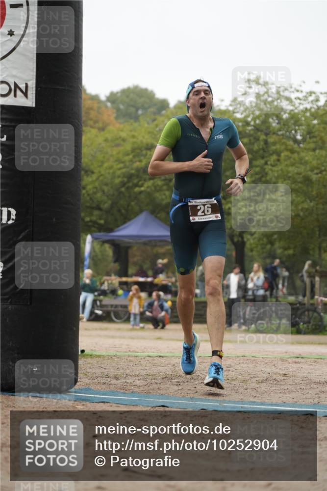 13.09.2026 - Stadtparktriathlon Patografie http://msf.ph/oto/10252904 13.09.2026 09:50:38 Ziel 26, 44 meine-sportfotos.de