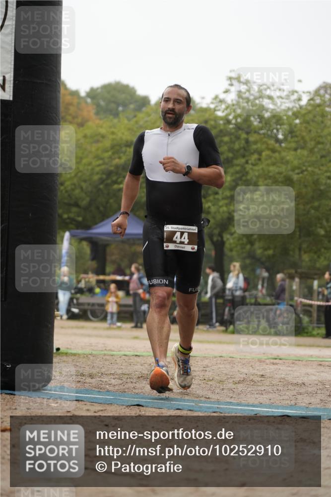 13.09.2026 - Stadtparktriathlon Patografie http://msf.ph/oto/10252910 13.09.2026 09:50:46 Ziel 44 meine-sportfotos.de