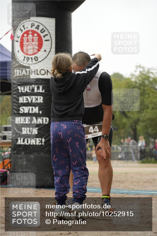 13.09.2026 - Stadtparktriathlon Patografie http://msf.ph/oto/10252915 13.09.2026 09:50:49 Ziel 44 meine-sportfotos.de