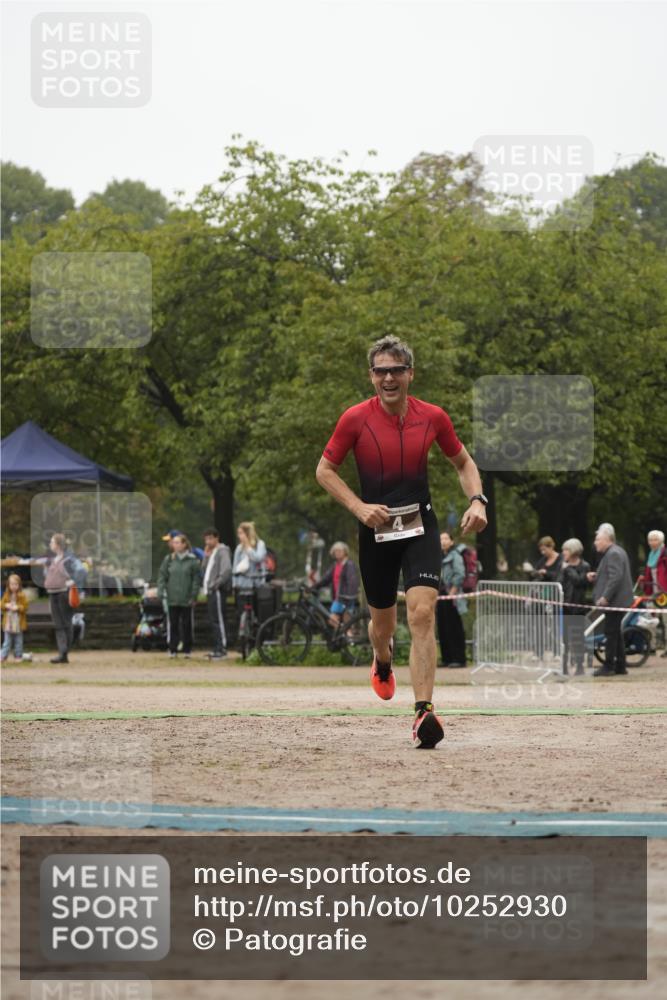 13.09.2026 - Stadtparktriathlon Patografie http://msf.ph/oto/10252930 13.09.2026 09:51:36 Ziel 4 meine-sportfotos.de