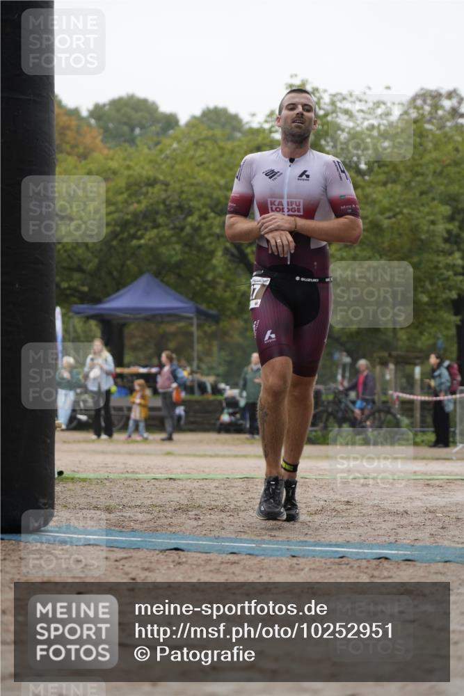 13.09.2026 - Stadtparktriathlon Patografie http://msf.ph/oto/10252951 13.09.2026 09:52:22 Ziel 127 meine-sportfotos.de