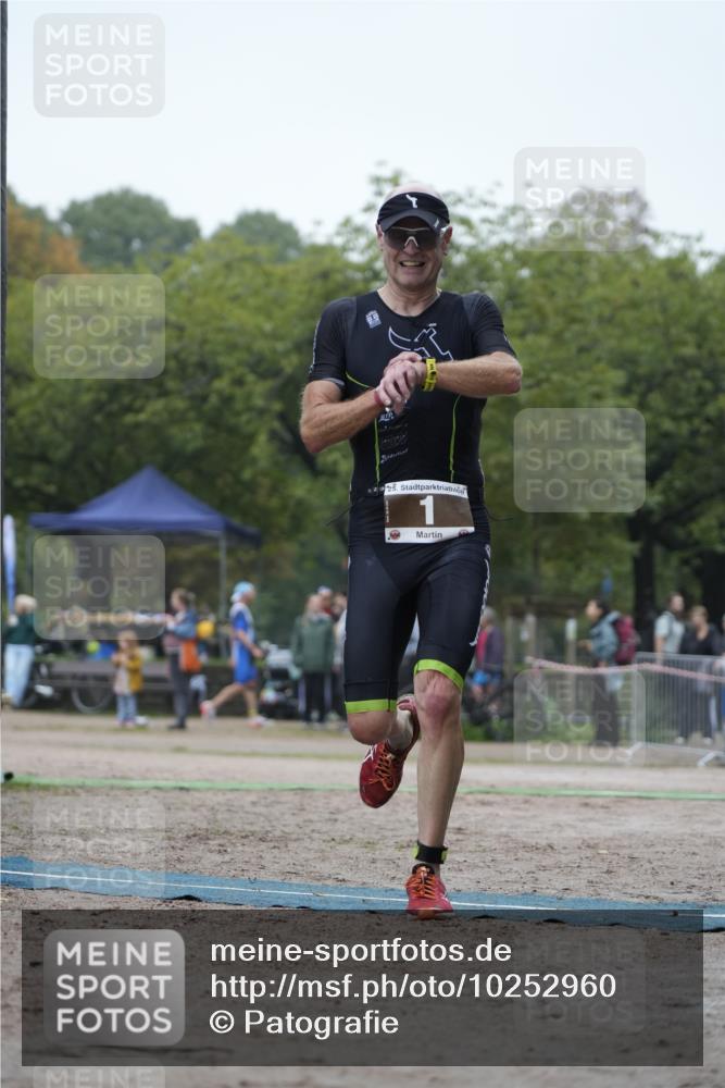 13.09.2026 - Stadtparktriathlon Patografie http://msf.ph/oto/10252960 13.09.2026 09:52:54 Ziel 1, 134 meine-sportfotos.de