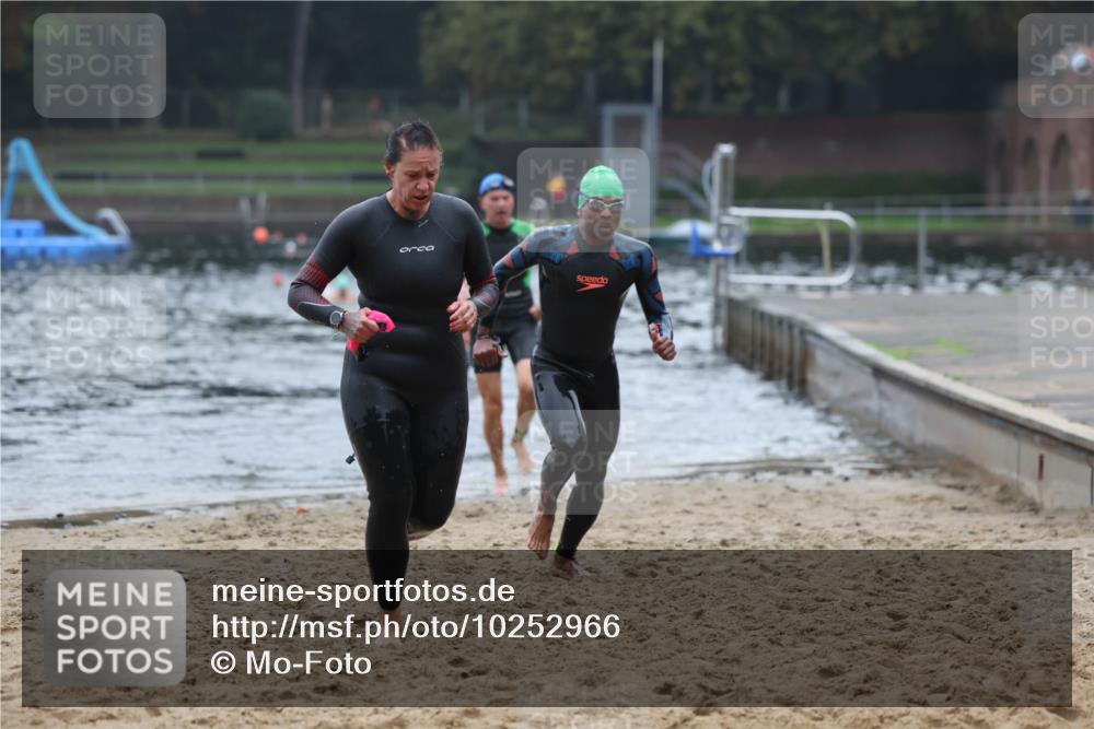 13.09.2026 - Stadtparktriathlon Mo-Foto http://msf.ph/oto/10252966 13.09.2026 09:50:03 Schwimmen 248, 265, 292, 297, 303, 316 meine-sportfotos.de