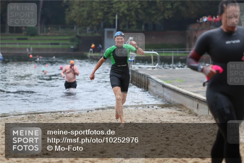 13.09.2026 - Stadtparktriathlon Mo-Foto http://msf.ph/oto/10252976 13.09.2026 09:50:05 Schwimmen 265, 292, 297, 303, 316 meine-sportfotos.de
