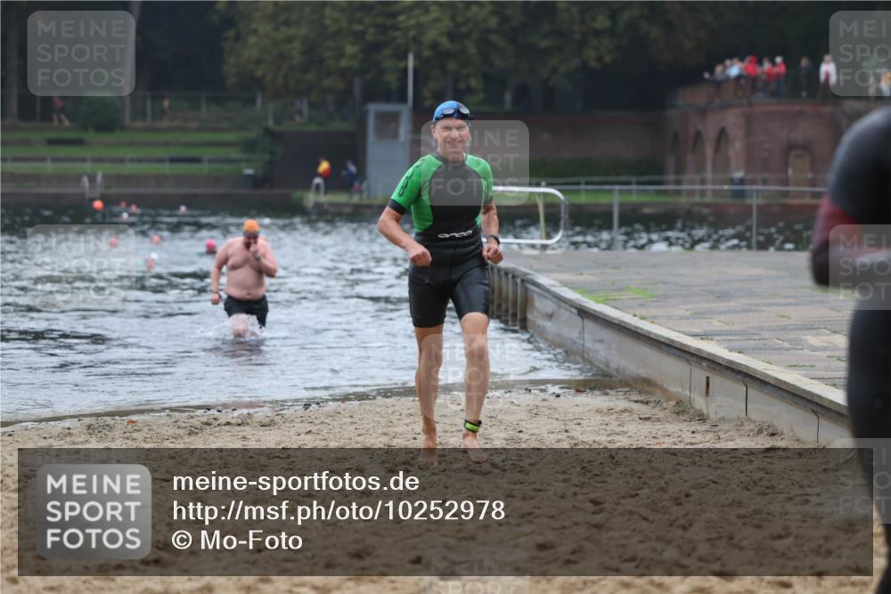 13.09.2026 - Stadtparktriathlon Mo-Foto http://msf.ph/oto/10252978 13.09.2026 09:50:05 Schwimmen 265, 292, 297, 303, 316 meine-sportfotos.de