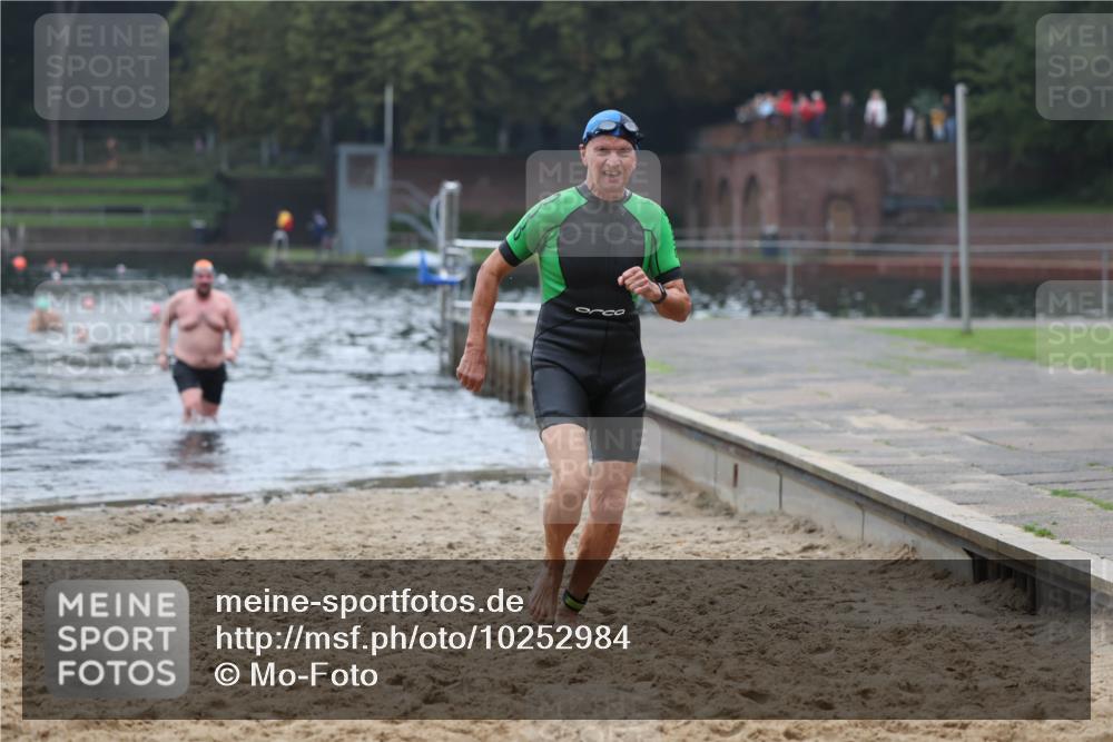 13.09.2026 - Stadtparktriathlon Mo-Foto http://msf.ph/oto/10252984 13.09.2026 09:50:06 Schwimmen 265, 292, 297, 303, 316 meine-sportfotos.de