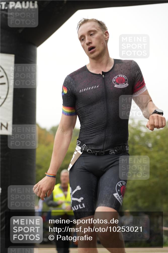 13.09.2026 - Stadtparktriathlon Patografie http://msf.ph/oto/10253021 13.09.2026 09:55:05 Ziel 145 meine-sportfotos.de