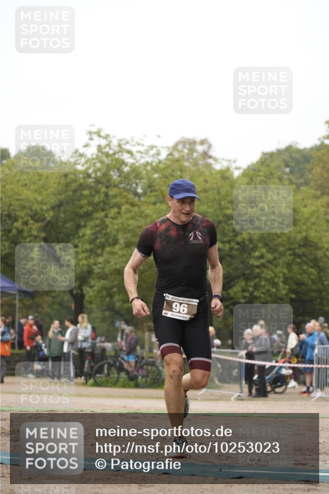 13.09.2026 - Stadtparktriathlon Patografie http://msf.ph/oto/10253023 13.09.2026 09:56:02 Ziel 96 meine-sportfotos.de