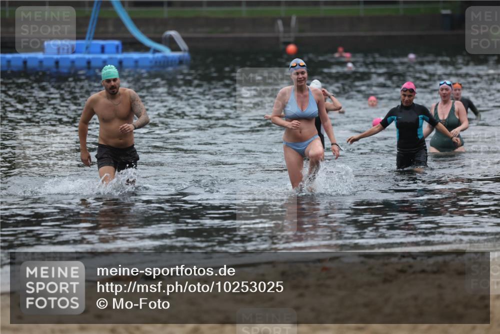 13.09.2026 - Stadtparktriathlon Mo-Foto http://msf.ph/oto/10253025 13.09.2026 09:50:25 Schwimmen 231, 254, 319, 345 meine-sportfotos.de