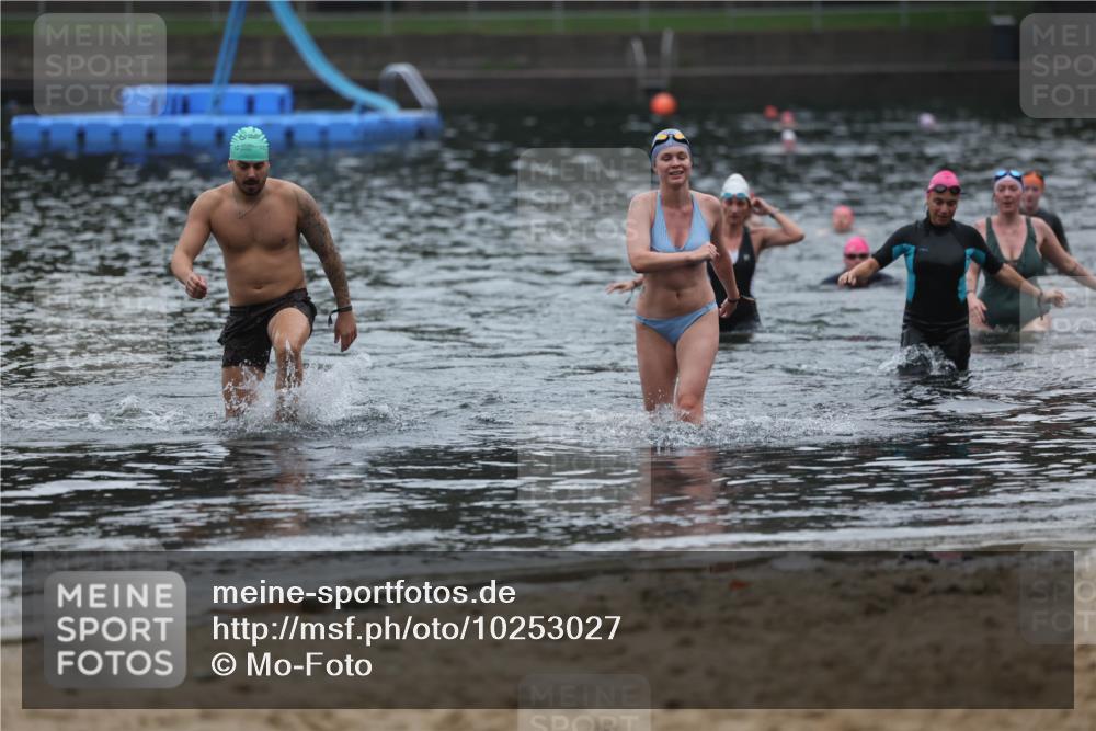 13.09.2026 - Stadtparktriathlon Mo-Foto http://msf.ph/oto/10253027 13.09.2026 09:50:25 Schwimmen 231, 254, 319, 345 meine-sportfotos.de