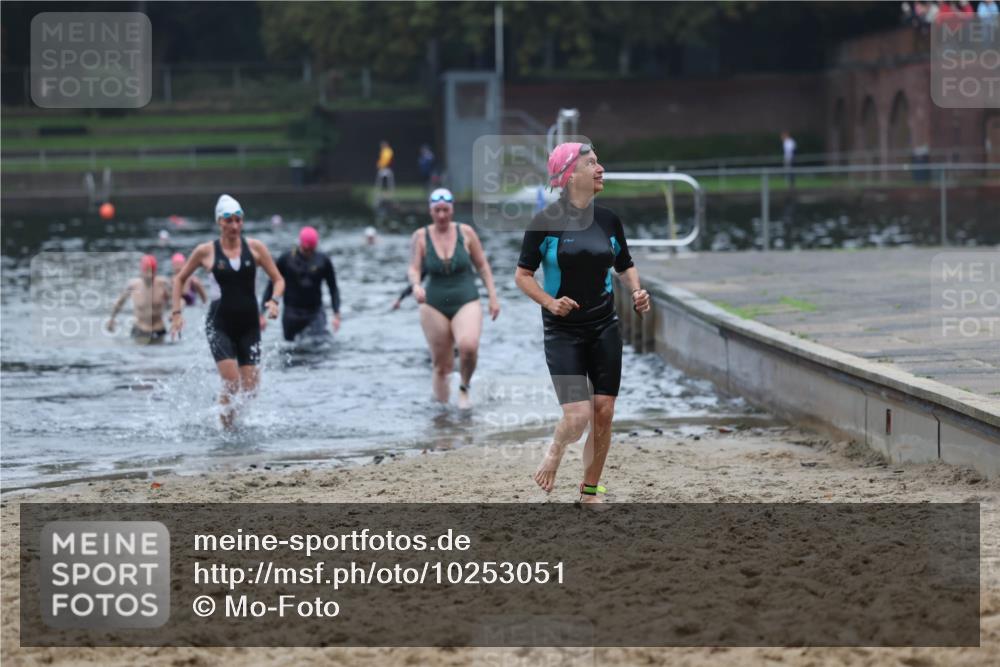 13.09.2026 - Stadtparktriathlon Mo-Foto http://msf.ph/oto/10253051 13.09.2026 09:50:34 Schwimmen 231, 252, 254, 319, 330, 343, 345 meine-sportfotos.de