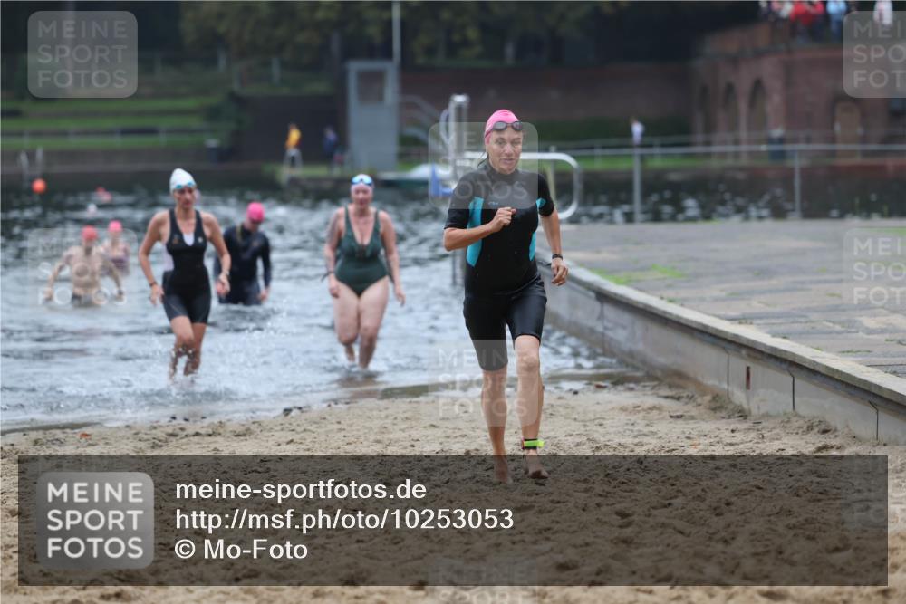 13.09.2026 - Stadtparktriathlon Mo-Foto http://msf.ph/oto/10253053 13.09.2026 09:50:35 Schwimmen 231, 252, 254, 319, 330, 343, 345 meine-sportfotos.de