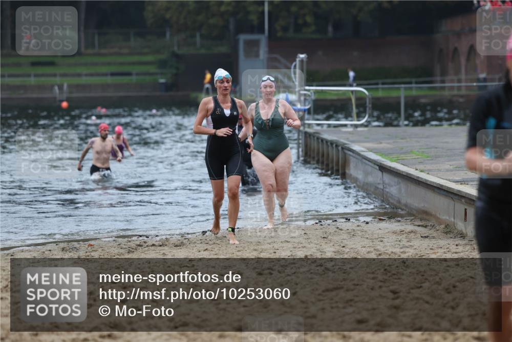 13.09.2026 - Stadtparktriathlon Mo-Foto http://msf.ph/oto/10253060 13.09.2026 09:50:37 Schwimmen 231, 252, 330, 342, 343, 345 meine-sportfotos.de