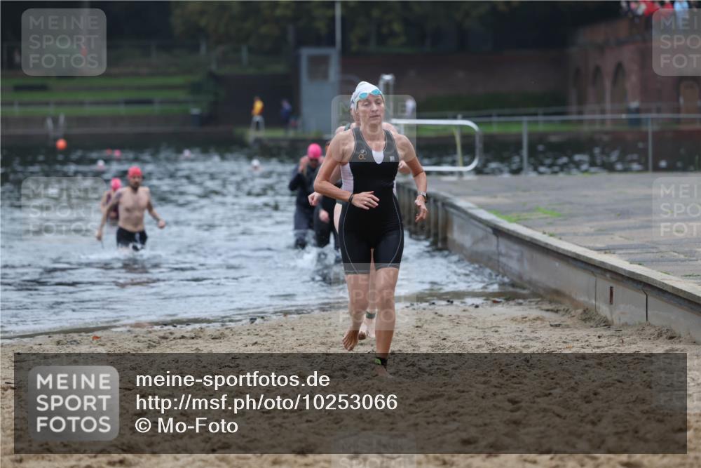13.09.2026 - Stadtparktriathlon Mo-Foto http://msf.ph/oto/10253066 13.09.2026 09:50:38 Schwimmen 231, 252, 330, 342, 343, 345 meine-sportfotos.de