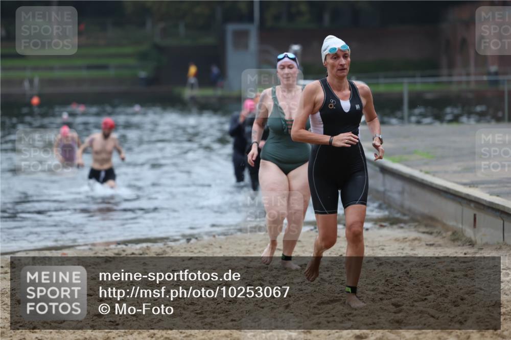 13.09.2026 - Stadtparktriathlon Mo-Foto http://msf.ph/oto/10253067 13.09.2026 09:50:39 Schwimmen 231, 252, 330, 342, 343, 345 meine-sportfotos.de