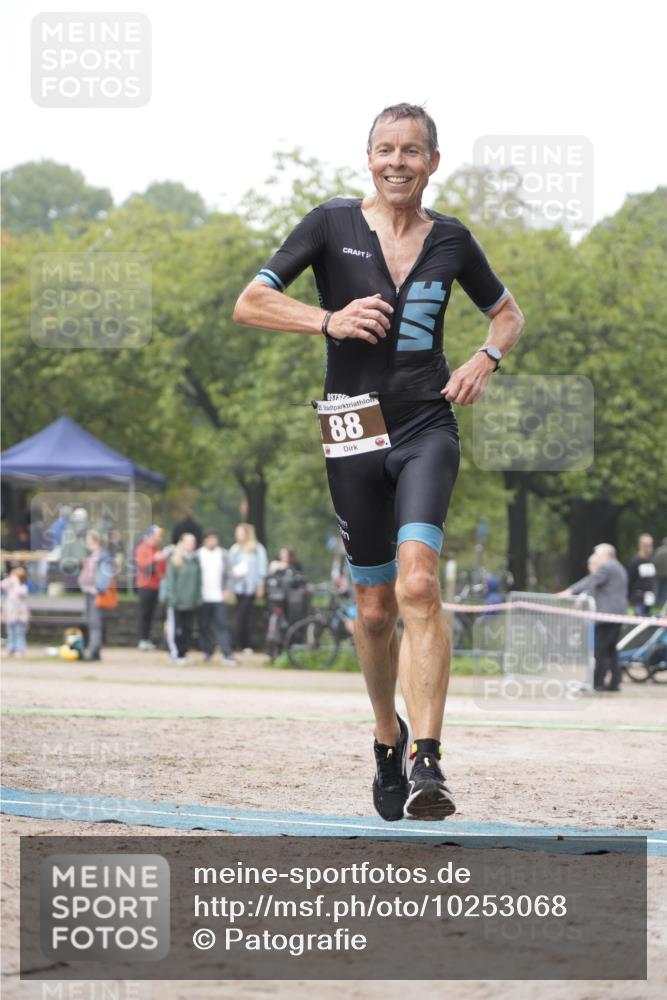13.09.2026 - Stadtparktriathlon Patografie http://msf.ph/oto/10253068 13.09.2026 09:58:56 Ziel 88 meine-sportfotos.de