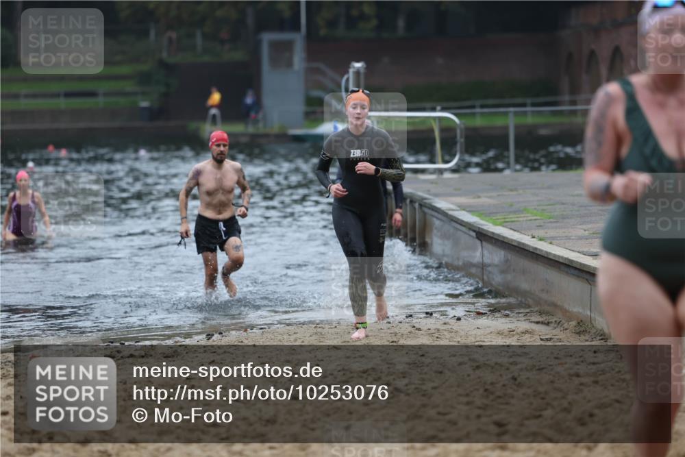 13.09.2026 - Stadtparktriathlon Mo-Foto http://msf.ph/oto/10253076 13.09.2026 09:50:41 Schwimmen 231, 252, 330, 342, 343 meine-sportfotos.de
