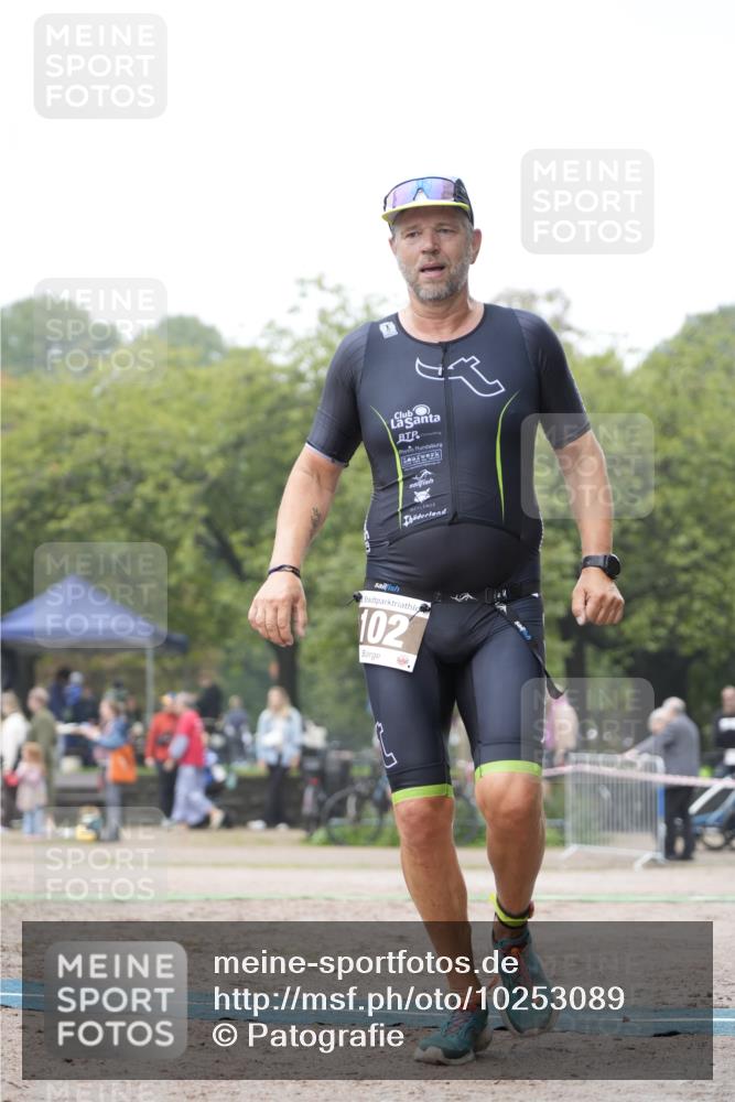 13.09.2026 - Stadtparktriathlon Patografie http://msf.ph/oto/10253089 13.09.2026 09:59:29 Ziel 102, 152 meine-sportfotos.de