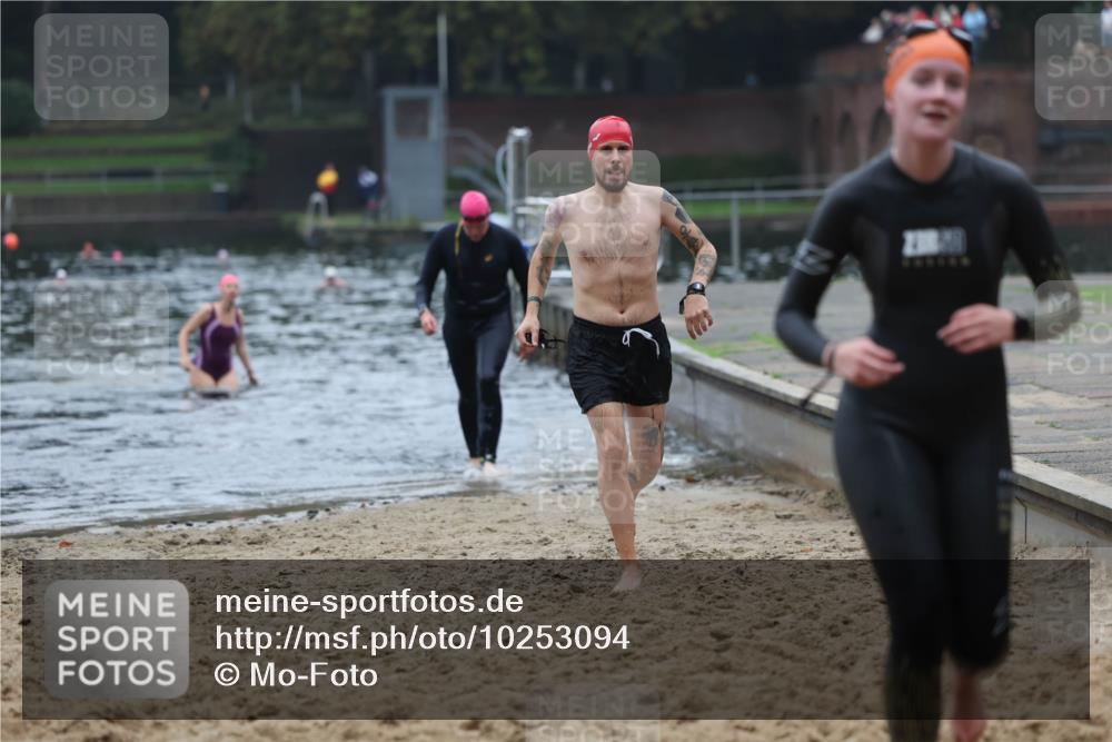 13.09.2026 - Stadtparktriathlon Mo-Foto http://msf.ph/oto/10253094 13.09.2026 09:50:45 Schwimmen 252, 307, 330, 342, 343 meine-sportfotos.de