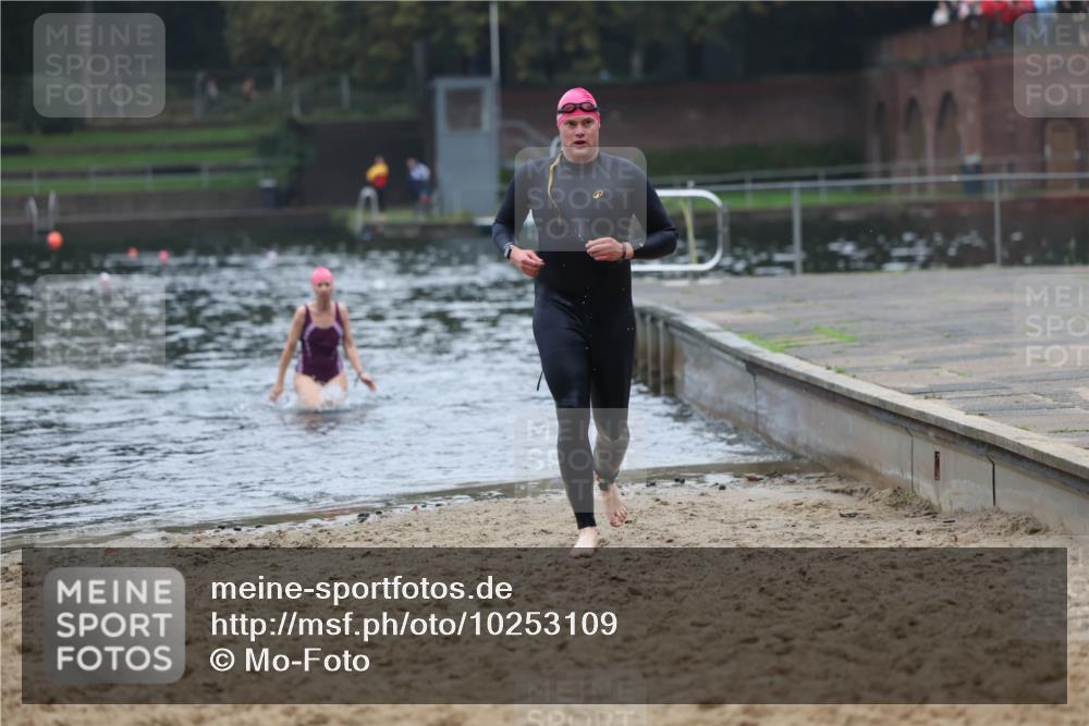 13.09.2026 - Stadtparktriathlon Mo-Foto http://msf.ph/oto/10253109 13.09.2026 09:50:48 Schwimmen 252, 307, 330, 342 meine-sportfotos.de