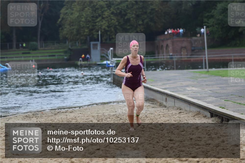 13.09.2026 - Stadtparktriathlon Mo-Foto http://msf.ph/oto/10253137 13.09.2026 09:50:56 Schwimmen 307 meine-sportfotos.de