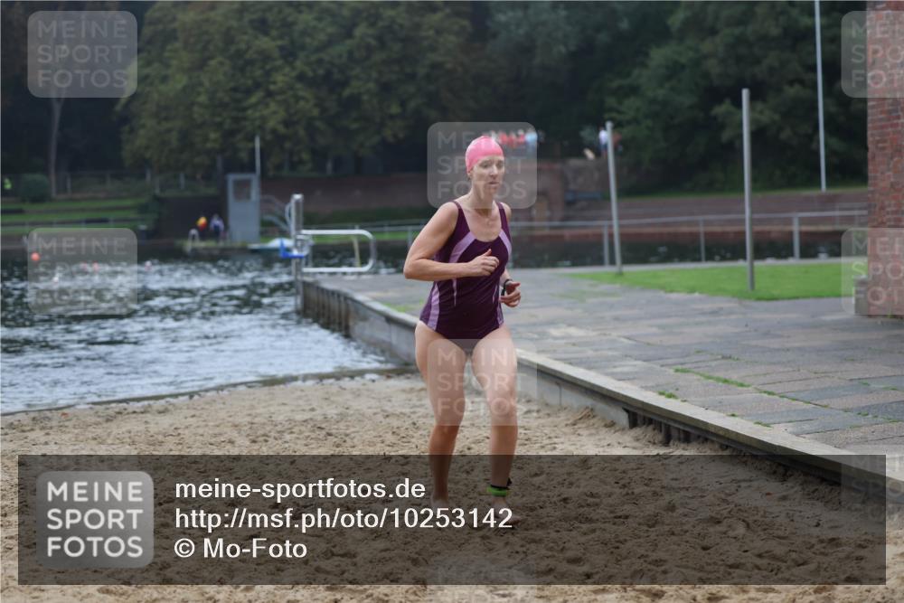 13.09.2026 - Stadtparktriathlon Mo-Foto http://msf.ph/oto/10253142 13.09.2026 09:50:57 Schwimmen 307 meine-sportfotos.de