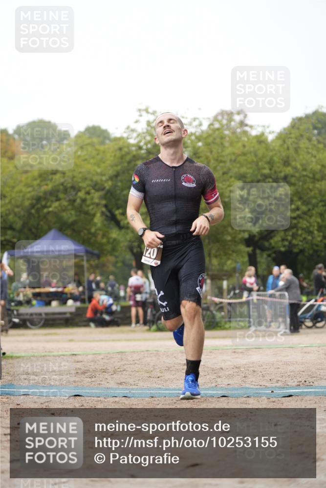 13.09.2026 - Stadtparktriathlon Patografie http://msf.ph/oto/10253155 13.09.2026 10:01:43 Ziel 83, 120, 128 meine-sportfotos.de