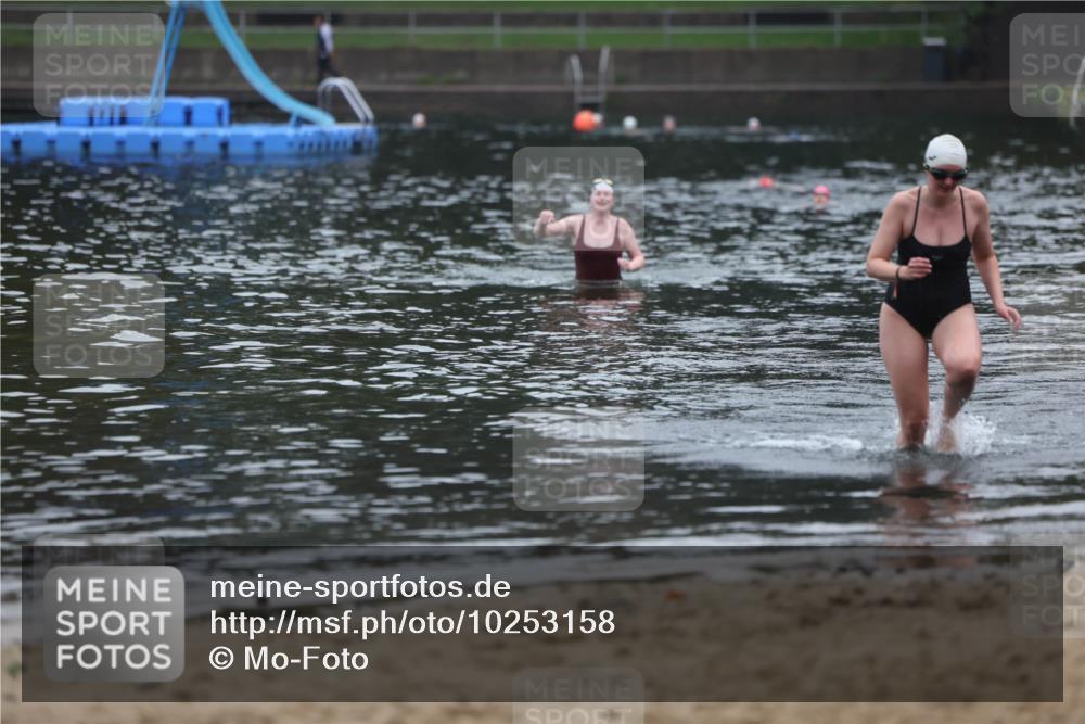 13.09.2026 - Stadtparktriathlon Mo-Foto http://msf.ph/oto/10253158 13.09.2026 09:51:29 Schwimmen 327 meine-sportfotos.de