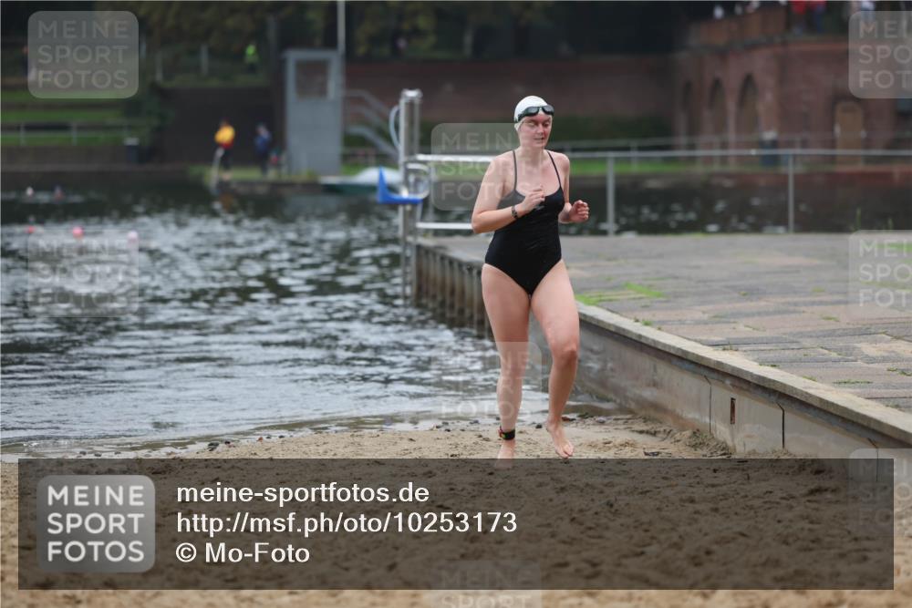 13.09.2026 - Stadtparktriathlon Mo-Foto http://msf.ph/oto/10253173 13.09.2026 09:51:33 Schwimmen 327 meine-sportfotos.de