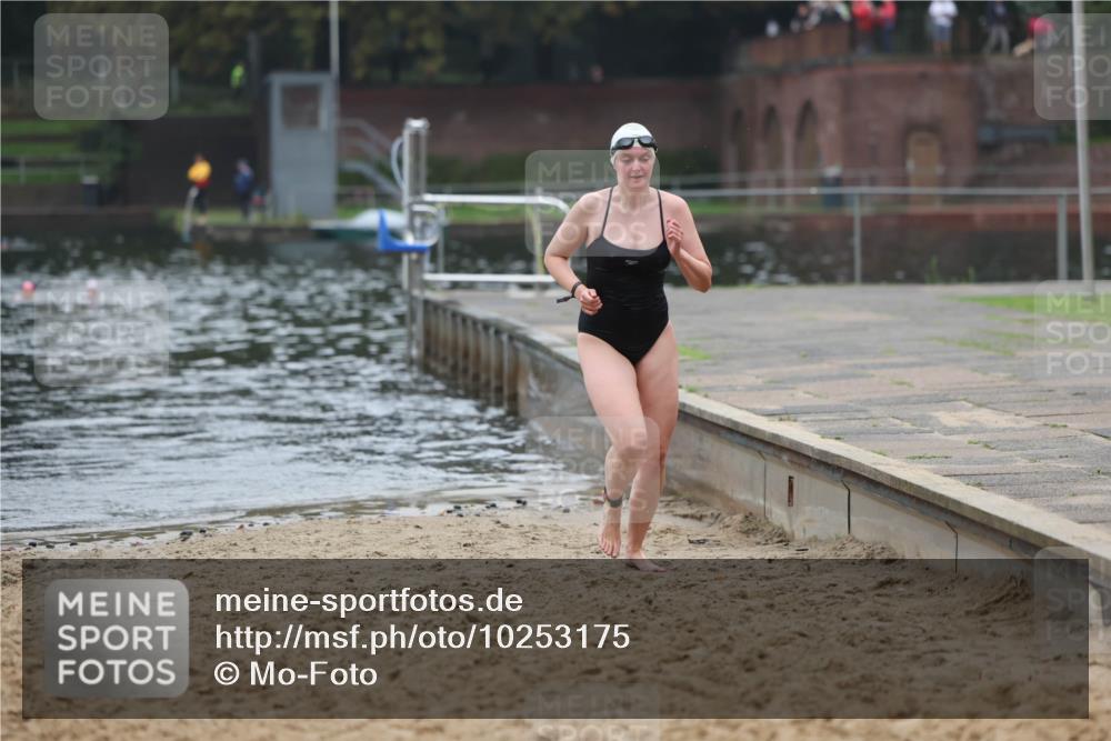 13.09.2026 - Stadtparktriathlon Mo-Foto http://msf.ph/oto/10253175 13.09.2026 09:51:33 Schwimmen 327 meine-sportfotos.de