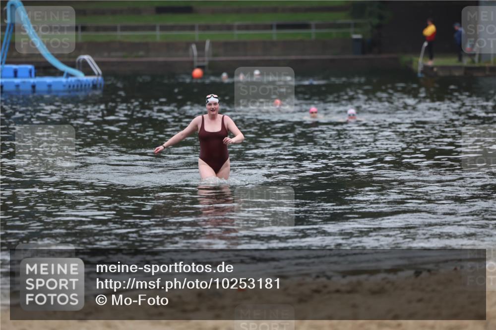 13.09.2026 - Stadtparktriathlon Mo-Foto http://msf.ph/oto/10253181 13.09.2026 09:51:38 Schwimmen 327 meine-sportfotos.de
