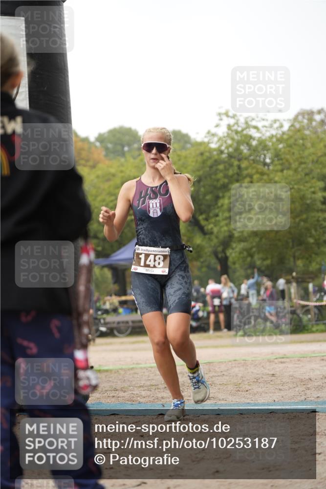 13.09.2026 - Stadtparktriathlon Patografie http://msf.ph/oto/10253187 13.09.2026 10:02:15 Ziel 148 meine-sportfotos.de