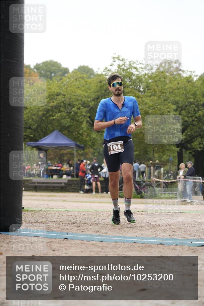 13.09.2026 - Stadtparktriathlon Patografie http://msf.ph/oto/10253200 13.09.2026 10:03:39 Ziel 104 meine-sportfotos.de