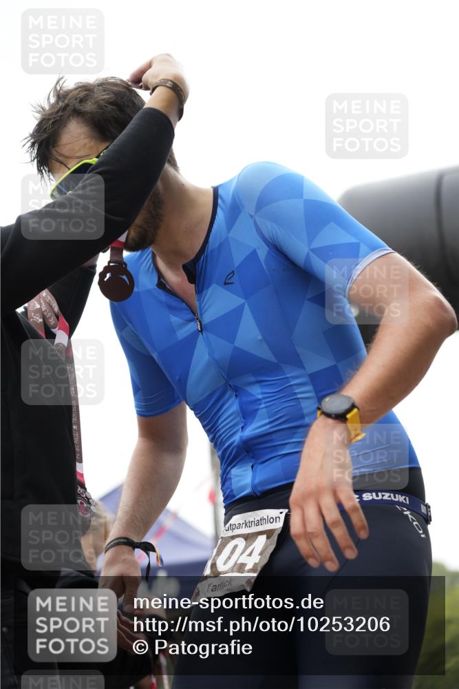 13.09.2026 - Stadtparktriathlon Patografie http://msf.ph/oto/10253206 13.09.2026 10:03:42 Ziel 104, 108 meine-sportfotos.de