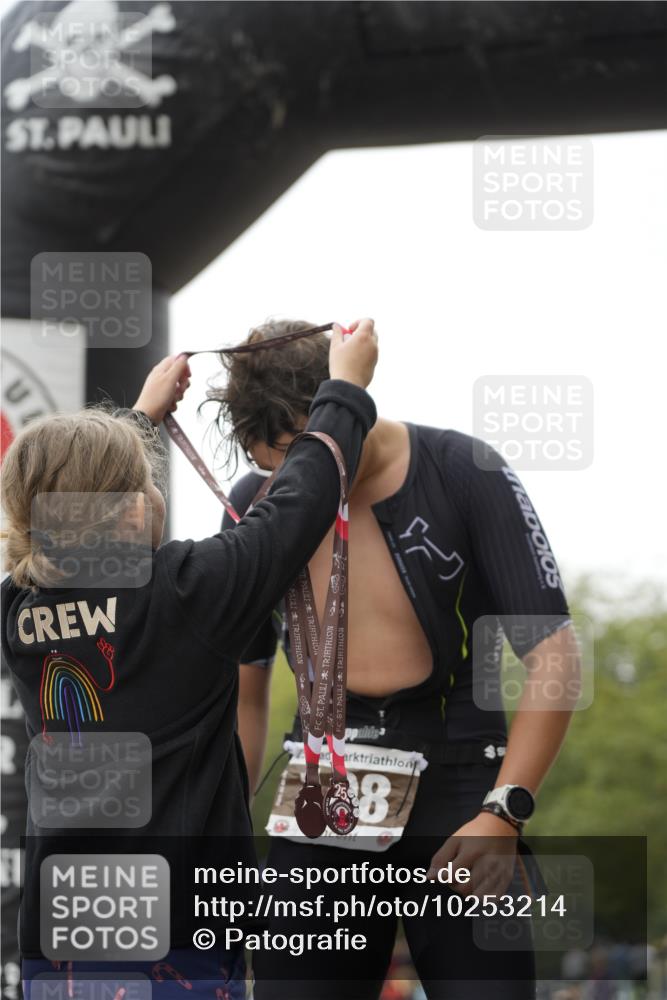 13.09.2026 - Stadtparktriathlon Patografie http://msf.ph/oto/10253214 13.09.2026 10:03:53 Ziel 108 meine-sportfotos.de