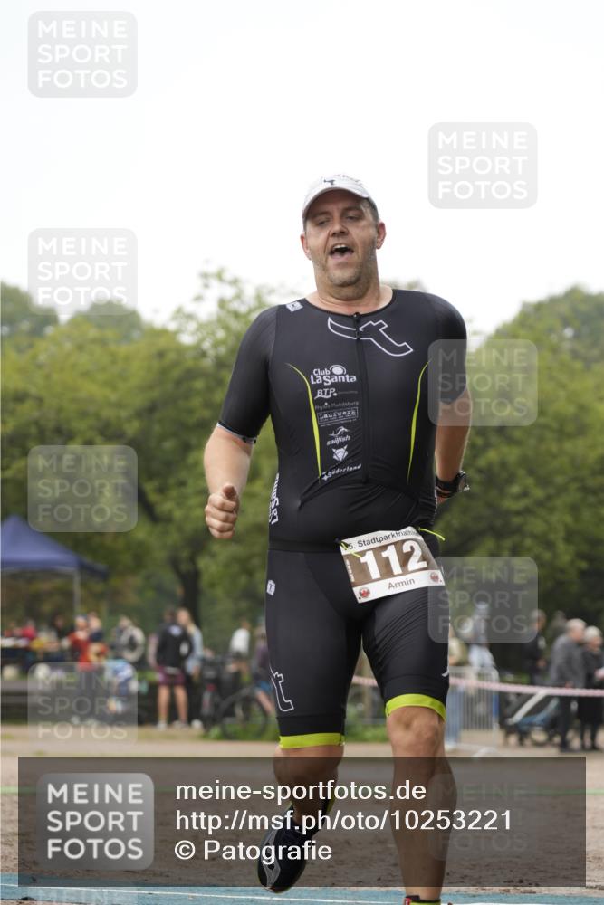 13.09.2026 - Stadtparktriathlon Patografie http://msf.ph/oto/10253221 13.09.2026 10:04:11 Ziel 112 meine-sportfotos.de