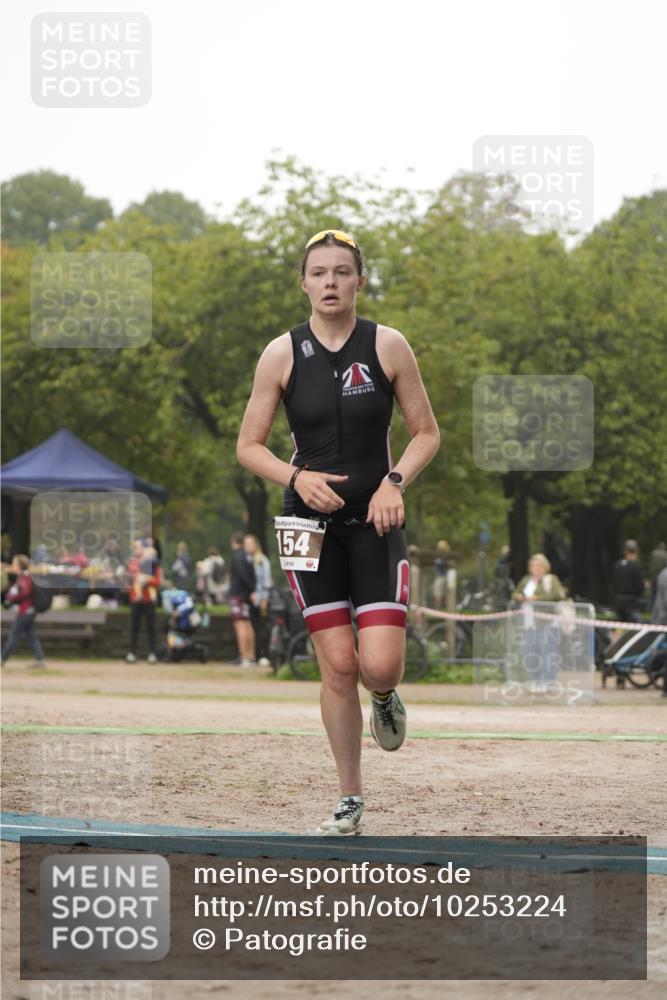 13.09.2026 - Stadtparktriathlon Patografie http://msf.ph/oto/10253224 13.09.2026 10:04:23 Ziel 154 meine-sportfotos.de