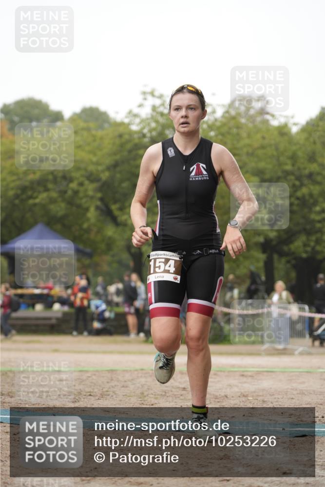 13.09.2026 - Stadtparktriathlon Patografie http://msf.ph/oto/10253226 13.09.2026 10:04:23 Ziel 154 meine-sportfotos.de