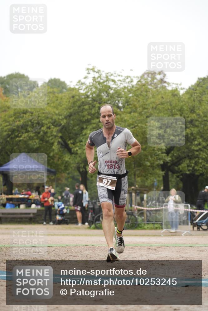 13.09.2026 - Stadtparktriathlon Patografie http://msf.ph/oto/10253245 13.09.2026 10:04:57 Ziel 97 meine-sportfotos.de