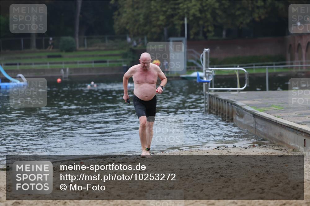 13.09.2026 - Stadtparktriathlon Mo-Foto http://msf.ph/oto/10253272 13.09.2026 09:52:30 Schwimmen 275 meine-sportfotos.de