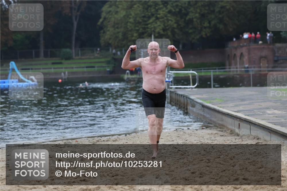 13.09.2026 - Stadtparktriathlon Mo-Foto http://msf.ph/oto/10253281 13.09.2026 09:52:32 Schwimmen 275 meine-sportfotos.de