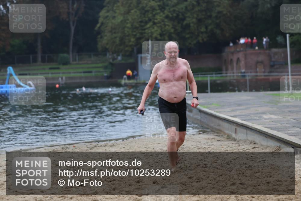 13.09.2026 - Stadtparktriathlon Mo-Foto http://msf.ph/oto/10253289 13.09.2026 09:52:33 Schwimmen 275 meine-sportfotos.de