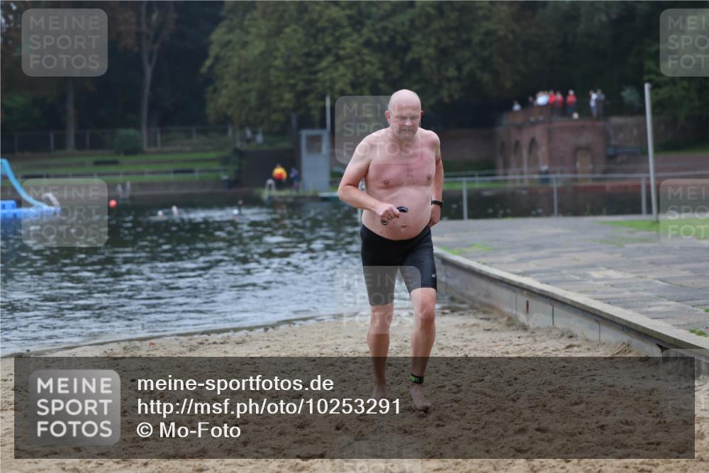 13.09.2026 - Stadtparktriathlon Mo-Foto http://msf.ph/oto/10253291 13.09.2026 09:52:33 Schwimmen 275 meine-sportfotos.de