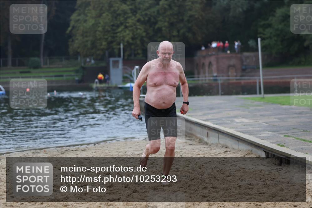 13.09.2026 - Stadtparktriathlon Mo-Foto http://msf.ph/oto/10253293 13.09.2026 09:52:33 Schwimmen 275 meine-sportfotos.de